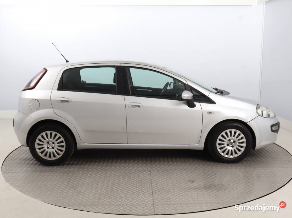 Fiat Punto Evo 14 nieuszkodzony Bielany Wrocławskie