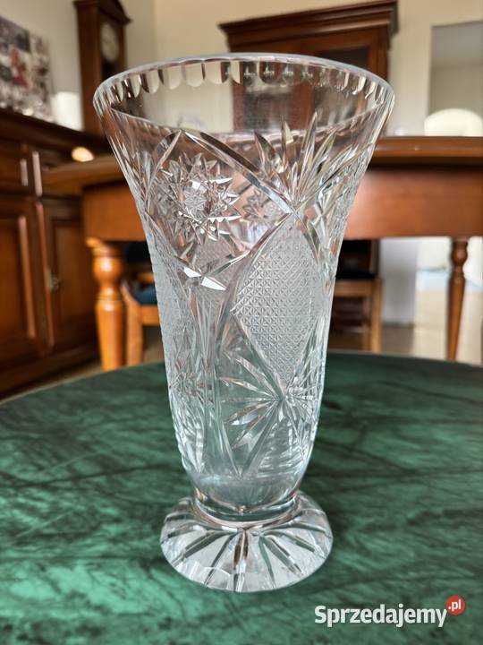 Wazon kryształowy z czasów PRL Vintage kolekcja