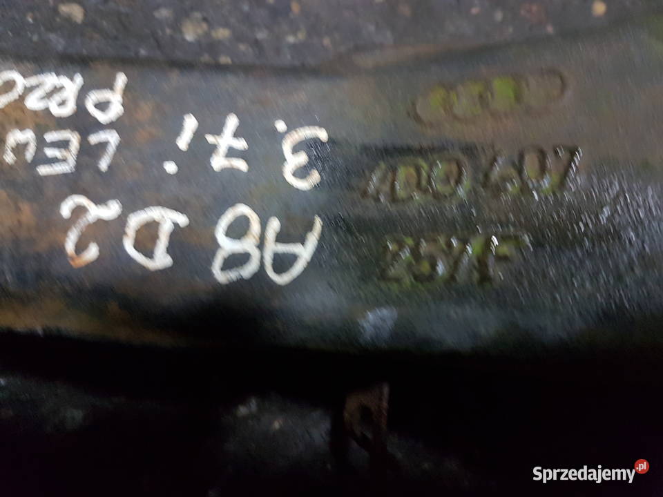 AUDI A8 D2 37 ZWROTNICA PIASTA LEWA PRZOD Rok produkcji 1997 Turek