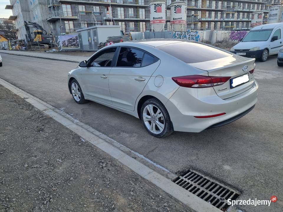 Hyundai Elantra 16 2017 salon Polska Hyundai