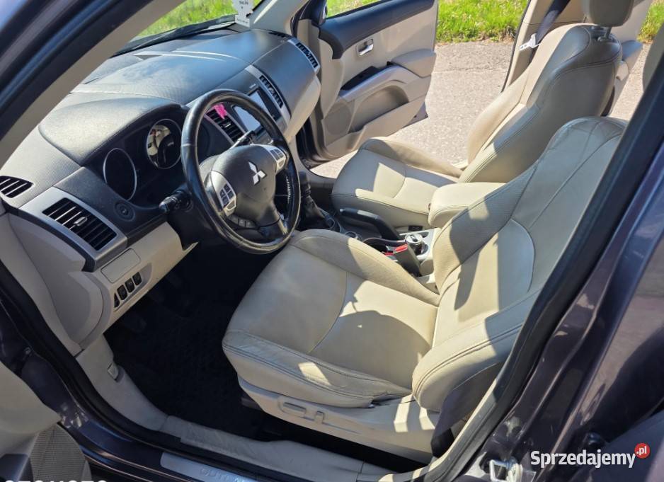 Mitsubishi Outlander 2010 4x4 20DID manualna Outlander Mielec