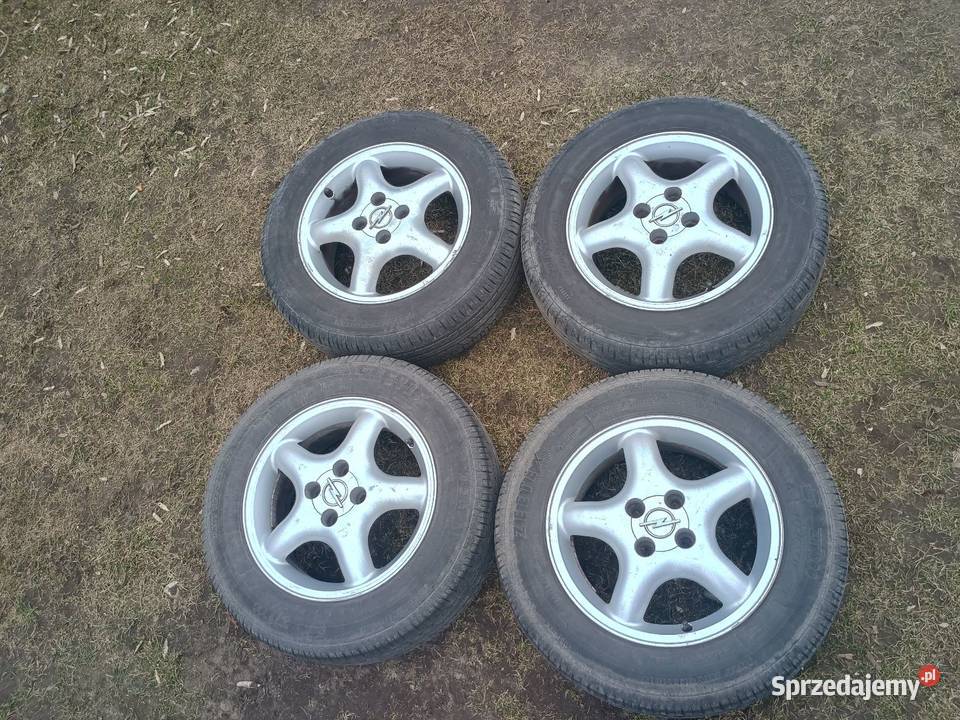 Opony letnie na alufelgach opel Samochodowe Banie sprzedam