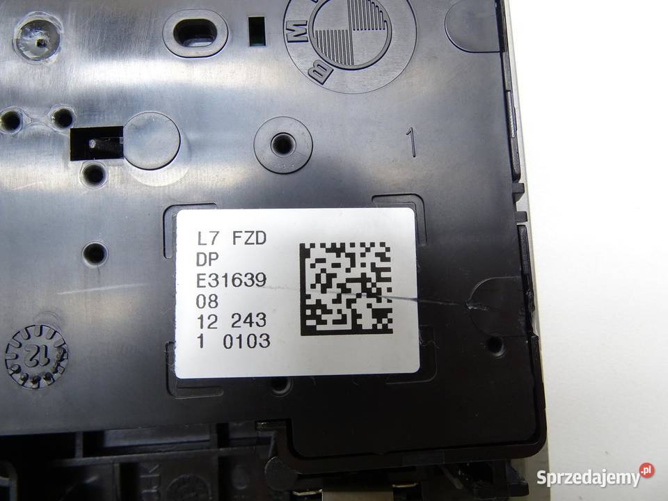 LAMPKA OŚWIETELNIE KABINY 9288213 BMW F20 F21