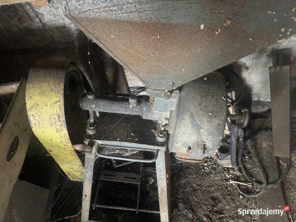 Młynek do mielenia zbóż śrutownik bez silnika Pozostałe