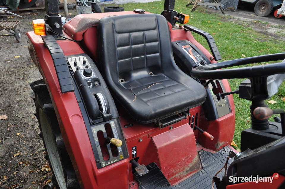 Traktorek japoński Mitsubishi MT165