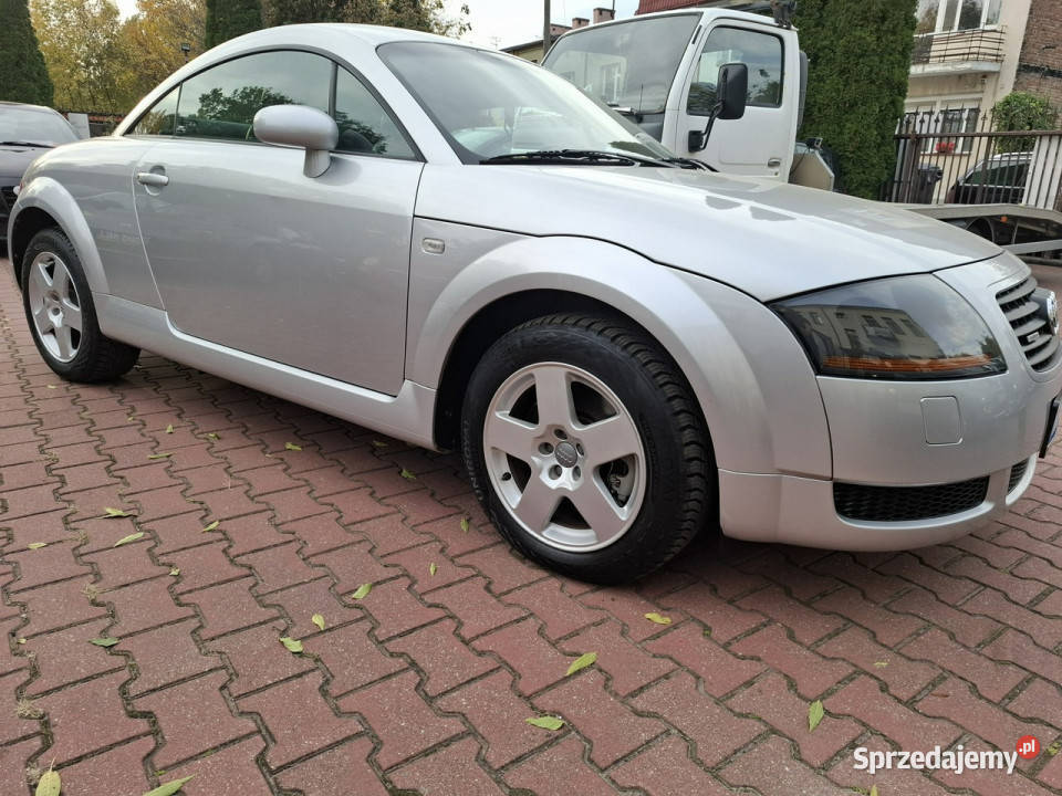 Audi TT Coupe 18 Turbo Quattro Sprowadzony z srebrny TT