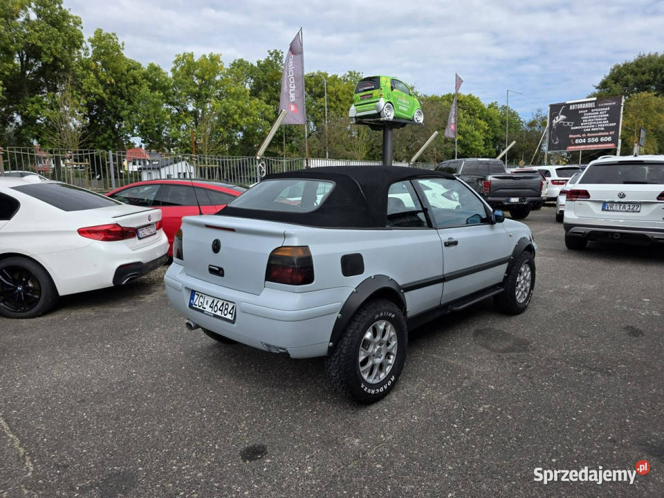 Volkswagen Golf Cabrio 20 Benzyna 115 OFF Road Rok produkcji 2000 Słupsk
