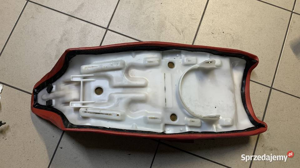 Siedzenie Kanapa Honda MTX 125 Brzeszcze
