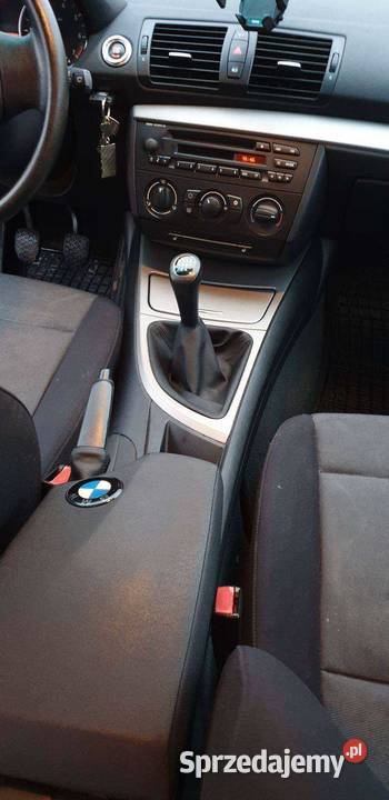 Sprzedam samochód osobowy marki BMW 116i Pabianice