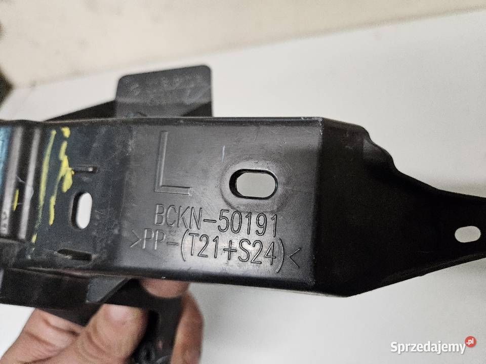 MAZDA 3 19 ŚLIZG LEWY ZDERZAKA PRZÓD BCKN50191 osobowe