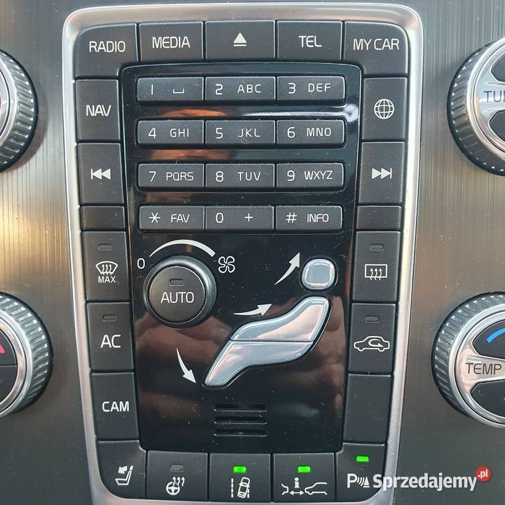 VOLVO XC60 25 T5 254 AWD Lublin sprzedam