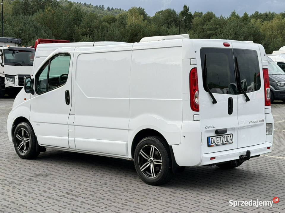 Opel Vivaro 20 115 L1H1 Furgon Blaszak Widełki
