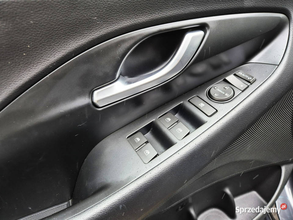 Hyundai i30 15 SMART LED SalonPL Serwis ASO FV23 i30 łódzkie Bełchatów