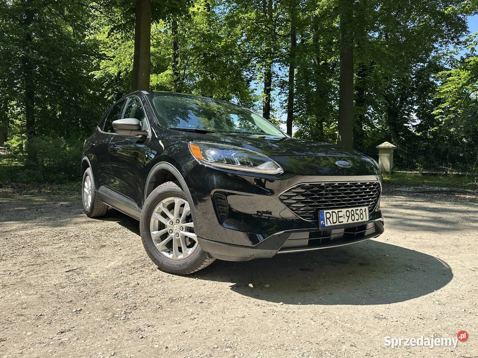 Ford kuga 2022 benzyna Stobierna sprzedam