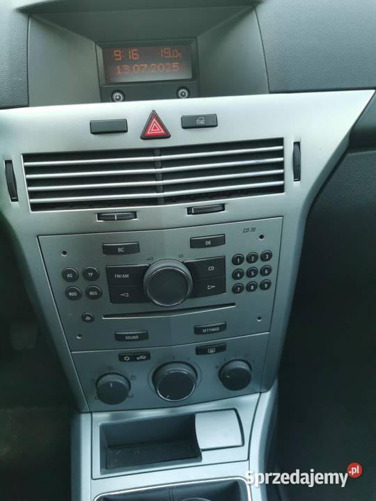 Opel Astra H benzyna 66KM Starachowice
