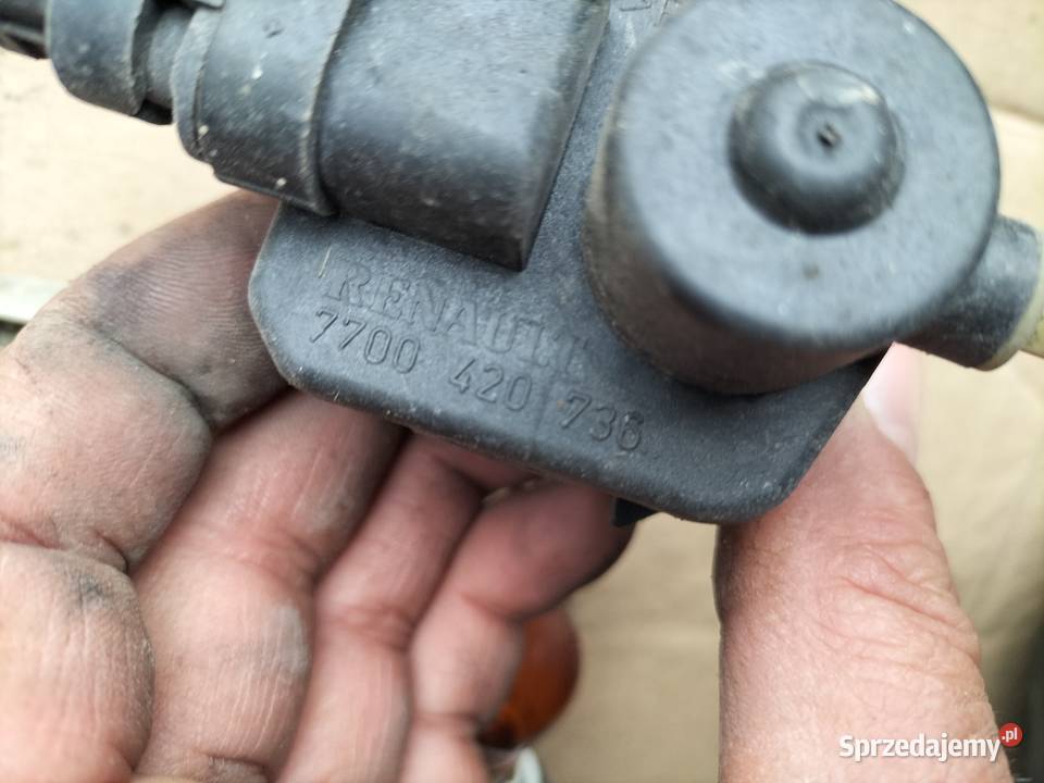 RENAULT CLIO 2 DEKIELEK LAMPY WTYCZKA OPRAWKA Kamień-Kolonia sprzedam