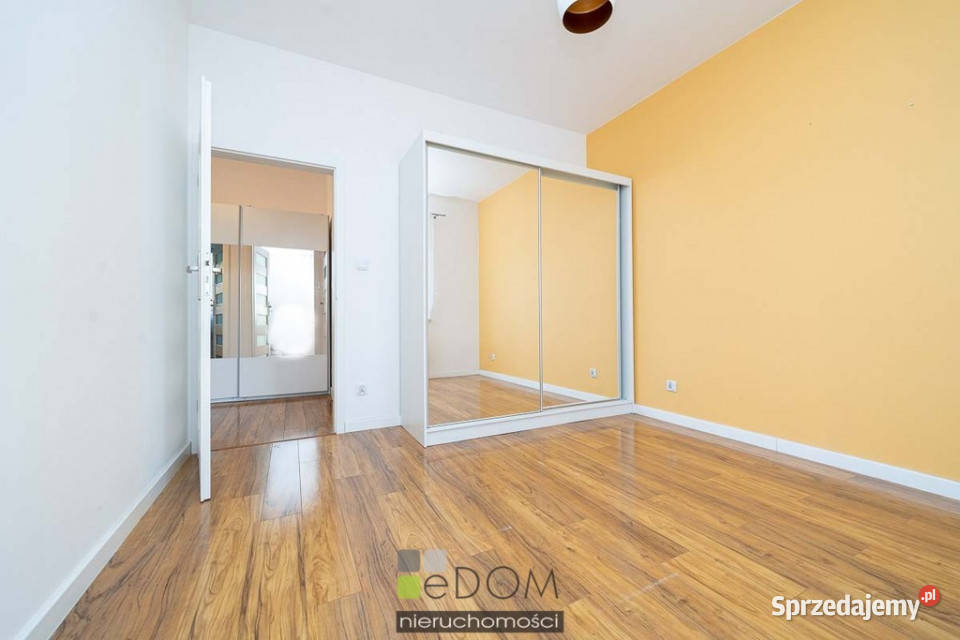 Mieszkanie 6876m2 3pokojowe Wawrów parter