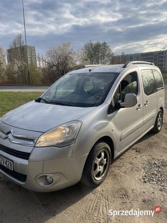 Citroen Berlingo 2 16 HDI 167 komputer pokładowy Łódź