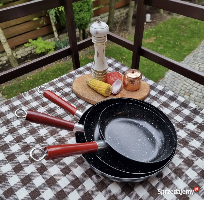 89 Patelnie stalowe 3 sztuki Zabrze