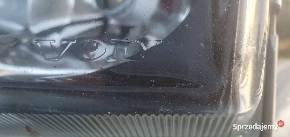 VOLVO S40 V40 20012004 REFLEKTOR LEWY WYSYŁKA Lampy przednie Pobiedziska