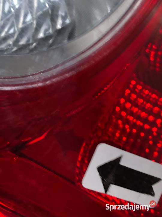 DACIA DUSTER HS 012010112013 Lampa tylna prawa lewe