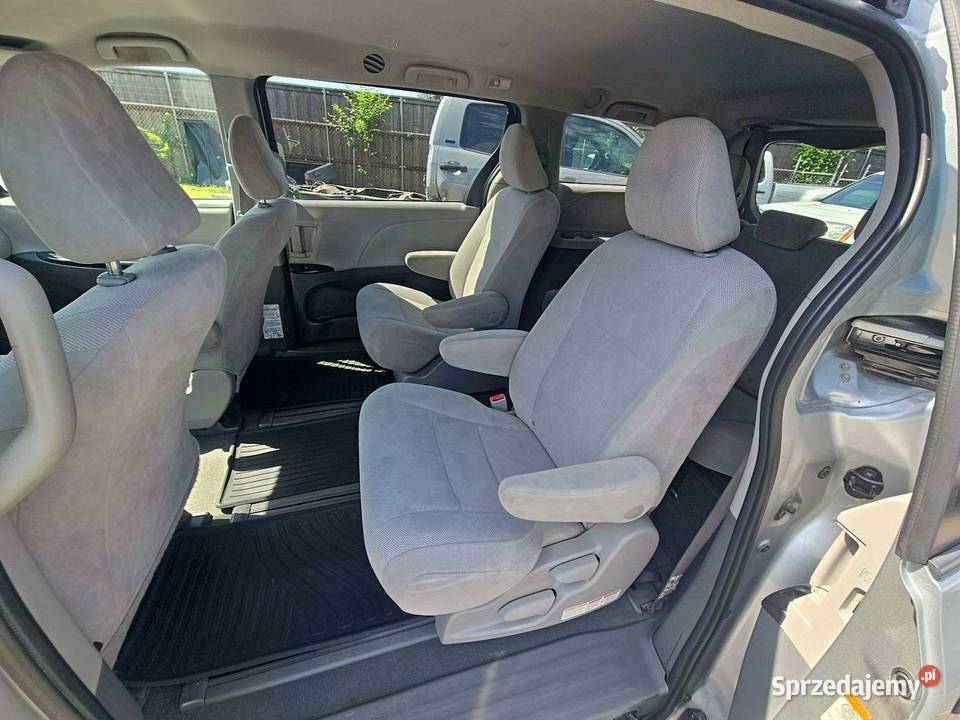 Toyota Sienna mazowieckie Warszawa