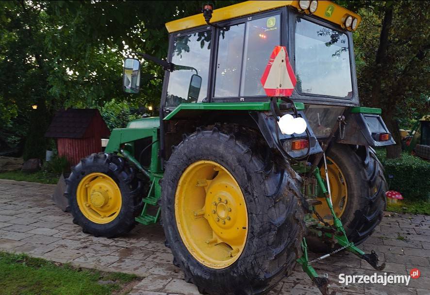 John Deere 2140 z ładowaczem