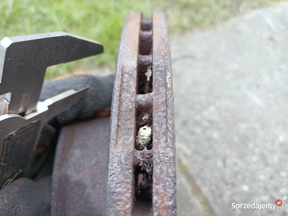 Tarcze hamulcowe przód z klockami VW Transporter dostawcze Łódź