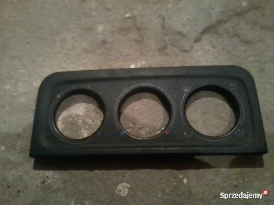 obudowa panela nawiewu golf 3 Wyposażenie wnętrza Motoryzacja małopolskie Zakopane