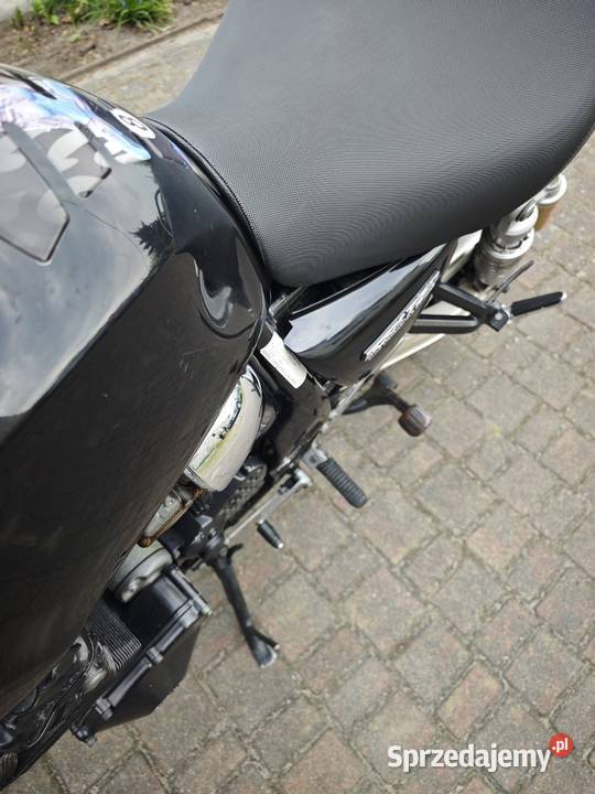 Suzuki GSX750 Inazuma Godziesze Wielkie