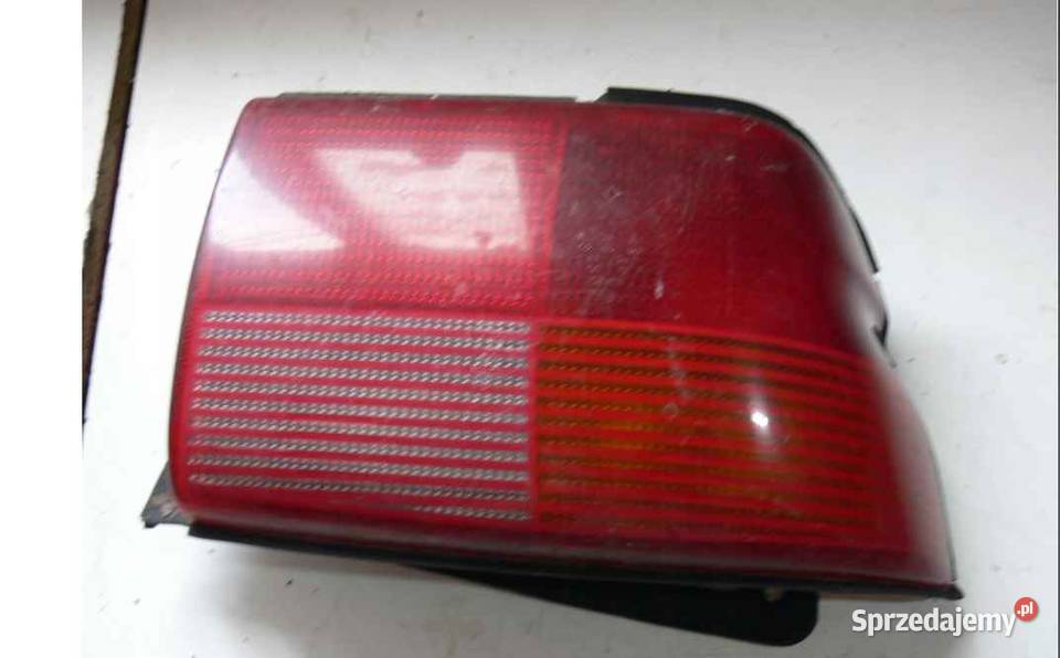 LAMPA TYLNA FORD ESCORT LEWA 93AG13A602AA FORD Wielkie Drogi