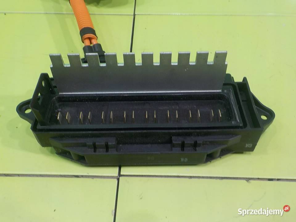 NISSAN LEAF I LIFT AUT 16r HB 5D grzalka Suków