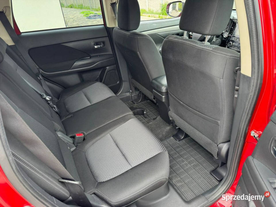 Mitsubishi Outlander OUTLANDER 4x4 Nowy Model mazowieckie
