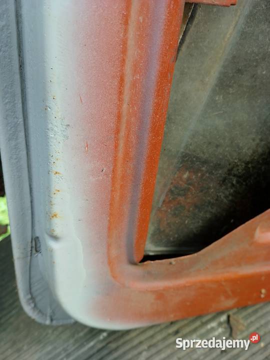 Fiat 126 p prawe drzwi idealne kompletne Drzwi Jarosław