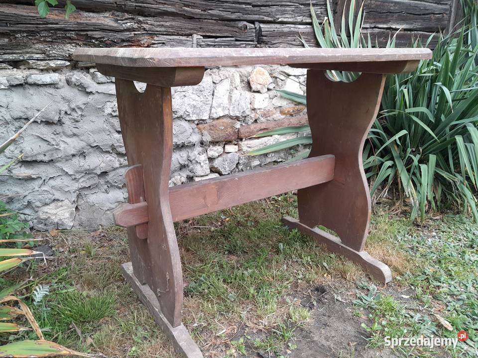 Stary drewniany stolik zabytek PRL do renowacji Dąbrowa Górnicza