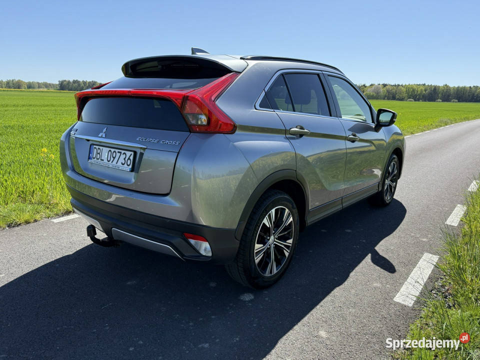 Mitsubishi Eclipse Cross 15 benzyna 163 134 LED Ocice