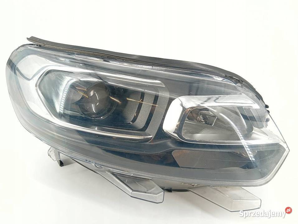 LAMPA PRZÓD PRAWA XENON EUROPA USZKODZONA sprzedam