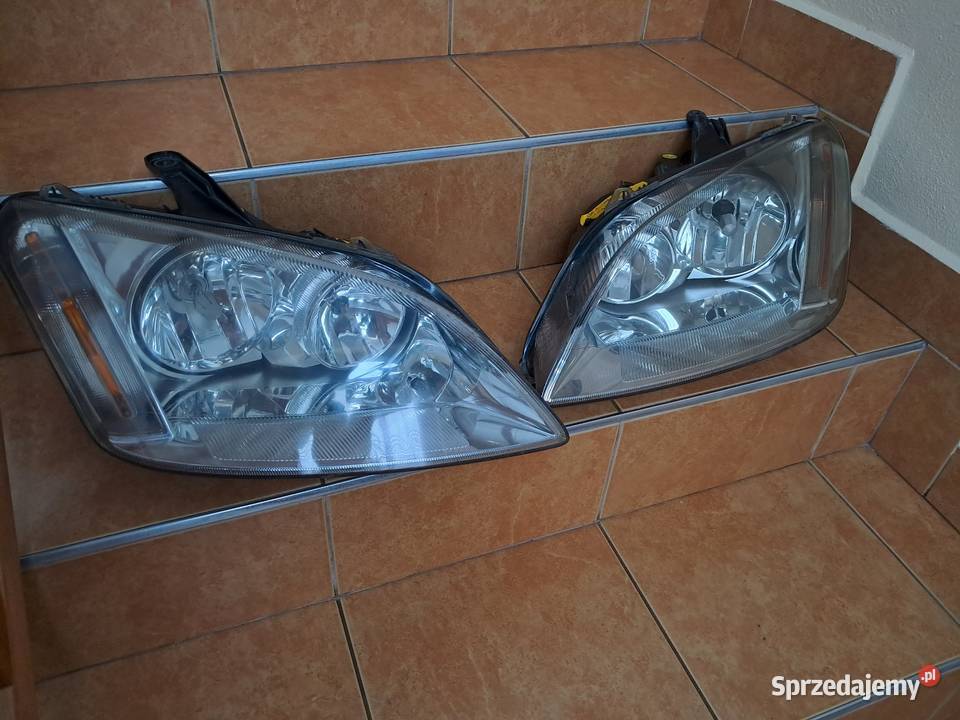 Lampy Ford Focus C komplet Hella Raba Wyżna