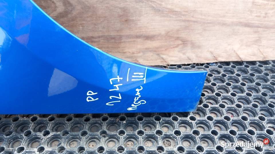 RENAULT MEGANE III BŁOTNIK PRZÓD PRAWY TERNA Zbierkowo sprzedam