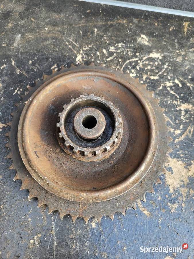 ZĘBATKA TYŁ KOŁA JAWA CZ KIWACZKA Zębatki napędowe śląskie sprzedam