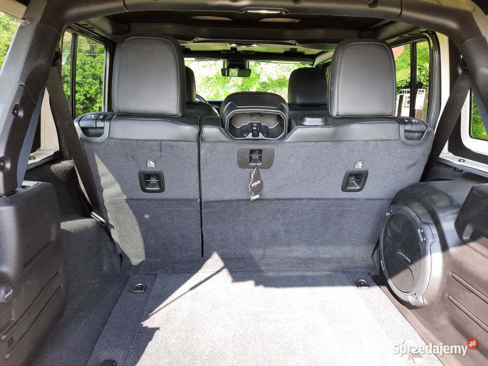Jeep Wrangler Unlimited Sahara Altitude ETORQUE benzyna Jasło
