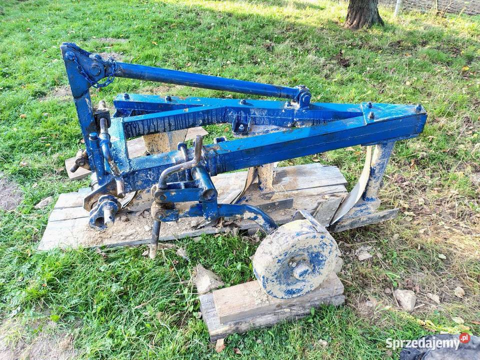 Pługi 3 średnie Wysoka Strzyżowska