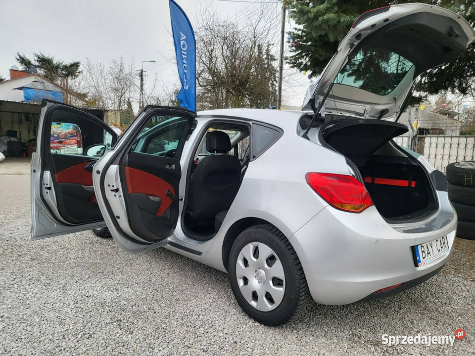Opel Astra 16 115 100 Przebieg 105 Z Niemiec Pabianice
