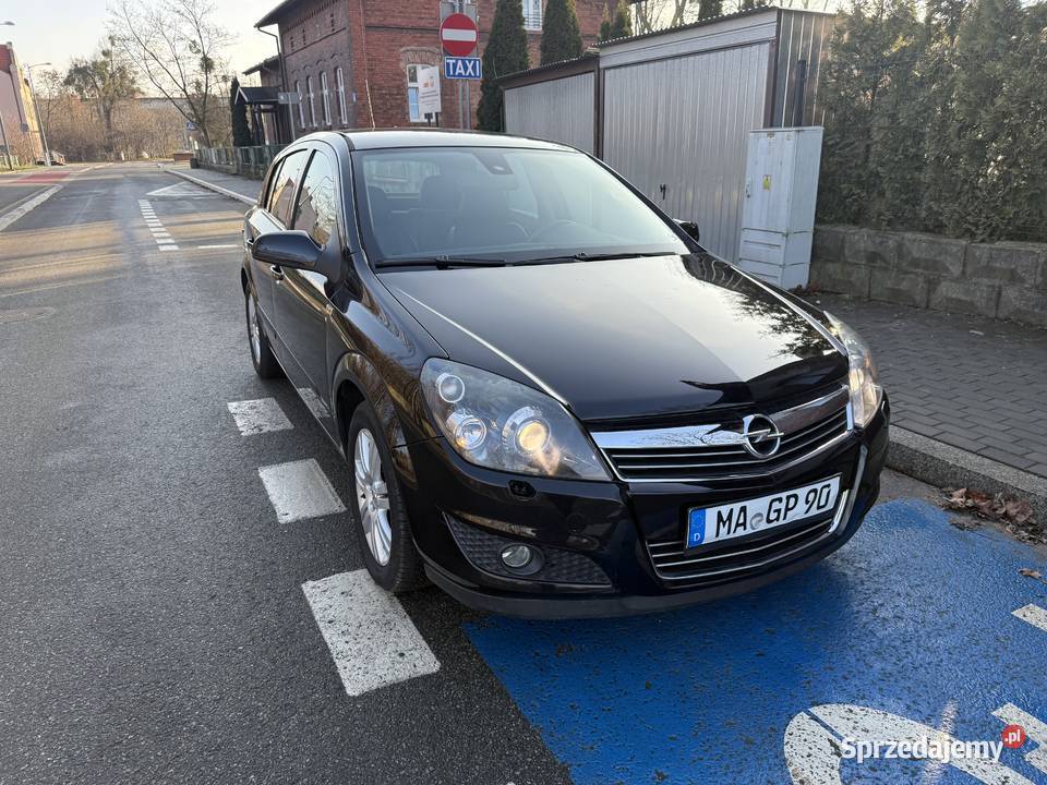 Opel Astra h 18 Cosmo bixenon Bezwypadkowy Rydułtowy sprzedam