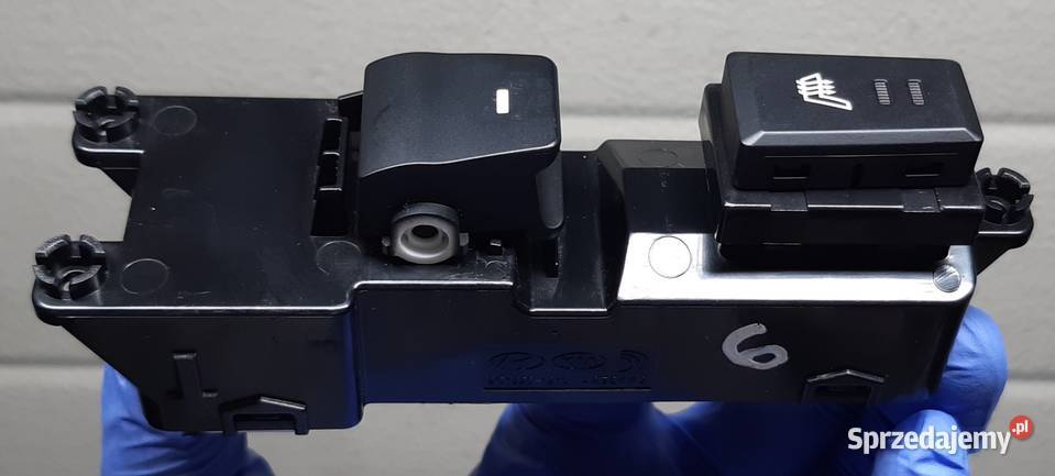 PRZEŁĄCZNIK WŁACZNIK SZYBY TYŁ TUCSON III Mielęcin