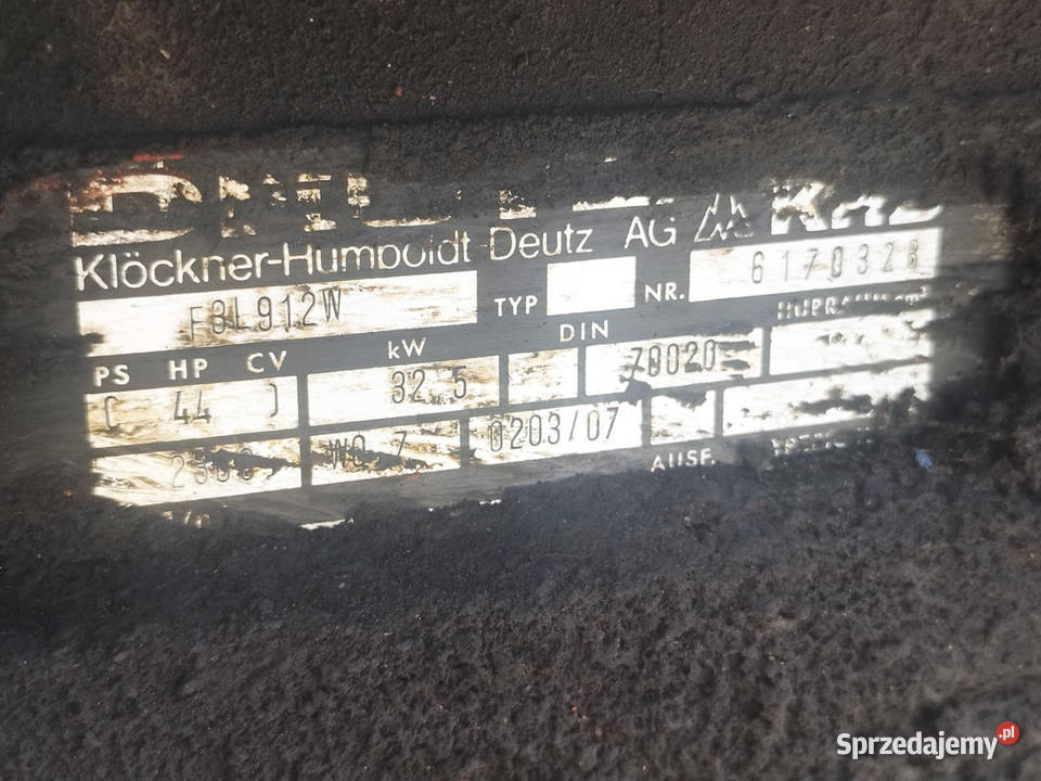 Silnik Deutz F3L912W 3 cylindrowy pompa Strzyżew