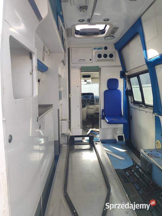 Volkswagen T5 karetka kamper wyposażenie wnętrza śląskie Żywiec