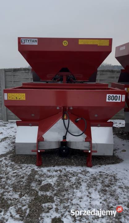 Rozsiewacz do nawozów STRUMYK TYTAN nowy model