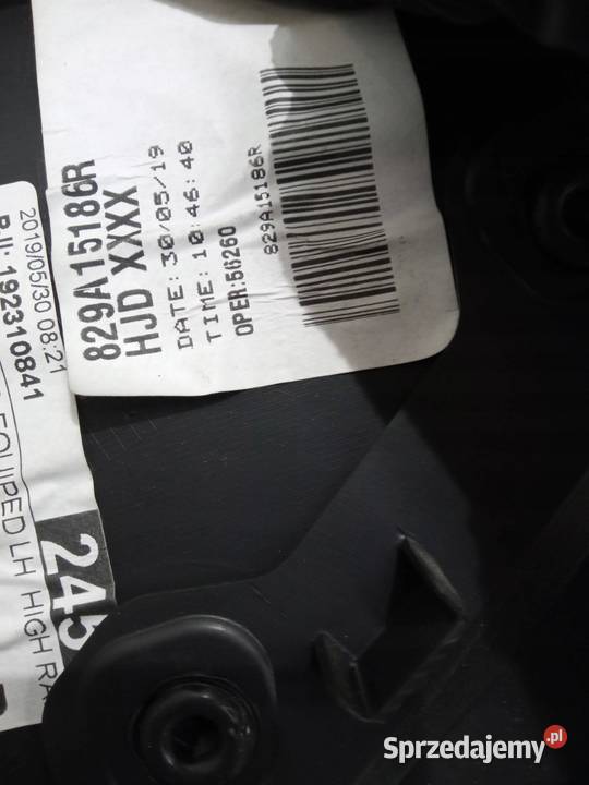 TAPICERKA BOCZEK PRAWY LEWY TYŁ KPL Dacia Duster Motoryzacja