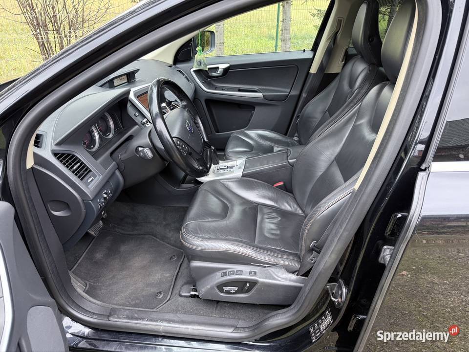 VOLVO XC60 24 D5 Summum